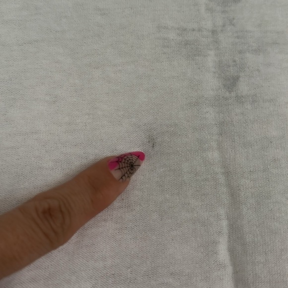 Hello Kitty Strawberry tee XL - Picture 4 of 5